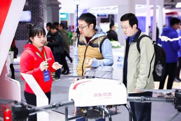順豐、京東、中通、德邦、百世、蘇寧、菜鳥等名企炫技！物流人的飯碗還保得住嗎？