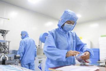運用大數據 盯住大企業 緊抓大項目
