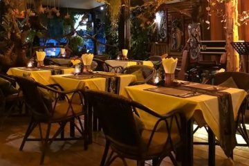 反彈中的餐飲業(yè)：有的排隊(duì)1小時(shí)，有的閉店回家過年