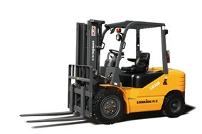 LG30DT內(nèi)燃平衡重柴油叉車