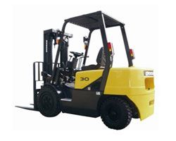 煙臺(tái)斗山D20F(M), D25F(M) , D30F(M)內(nèi)燃平衡重叉車(chē)