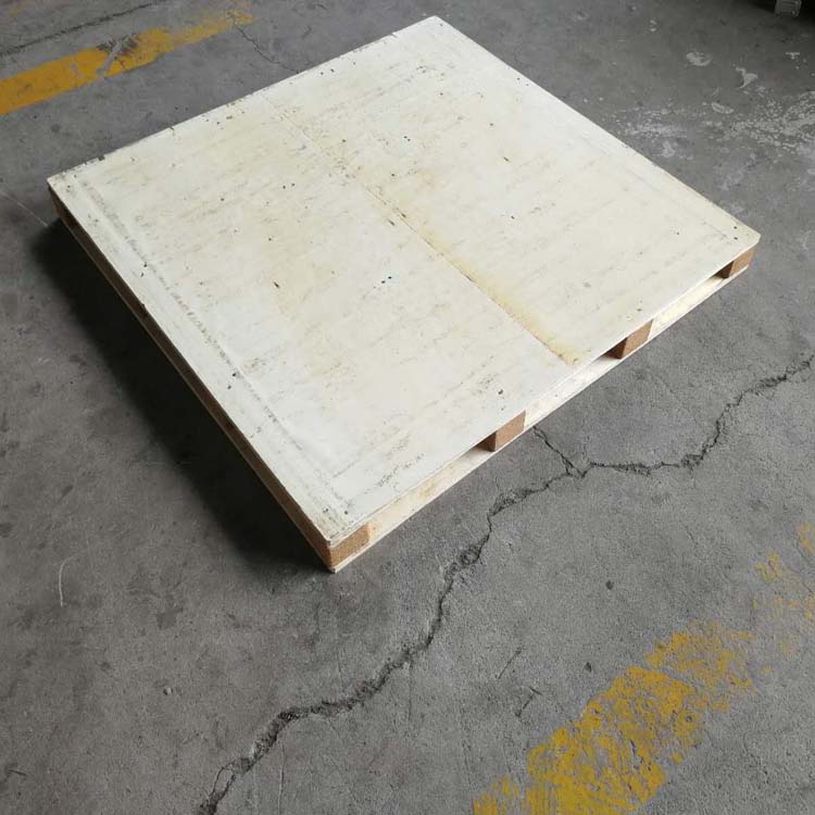 青島木托盤廠家直銷出口托盤 高墩免熏蒸托盤四面進叉