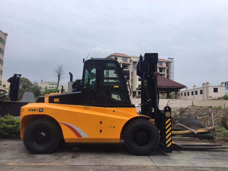 采購(gòu)12噸叉車價(jià)格|福建大型12噸叉車廠家批發(fā)