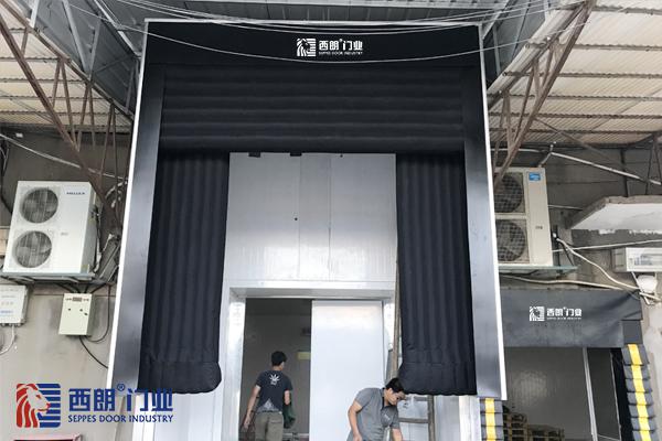 南通廠家直供冷庫充氣機械門封門罩