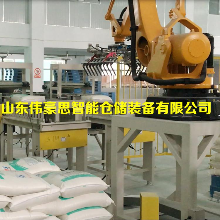供應復合肥全自動碼垛機 肥料碼垛機器人工作現場